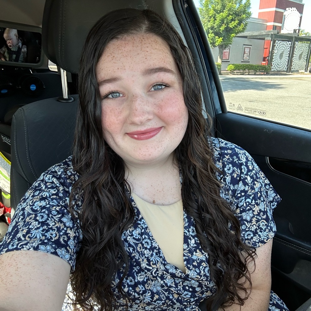 Meet your Posher, Sarah